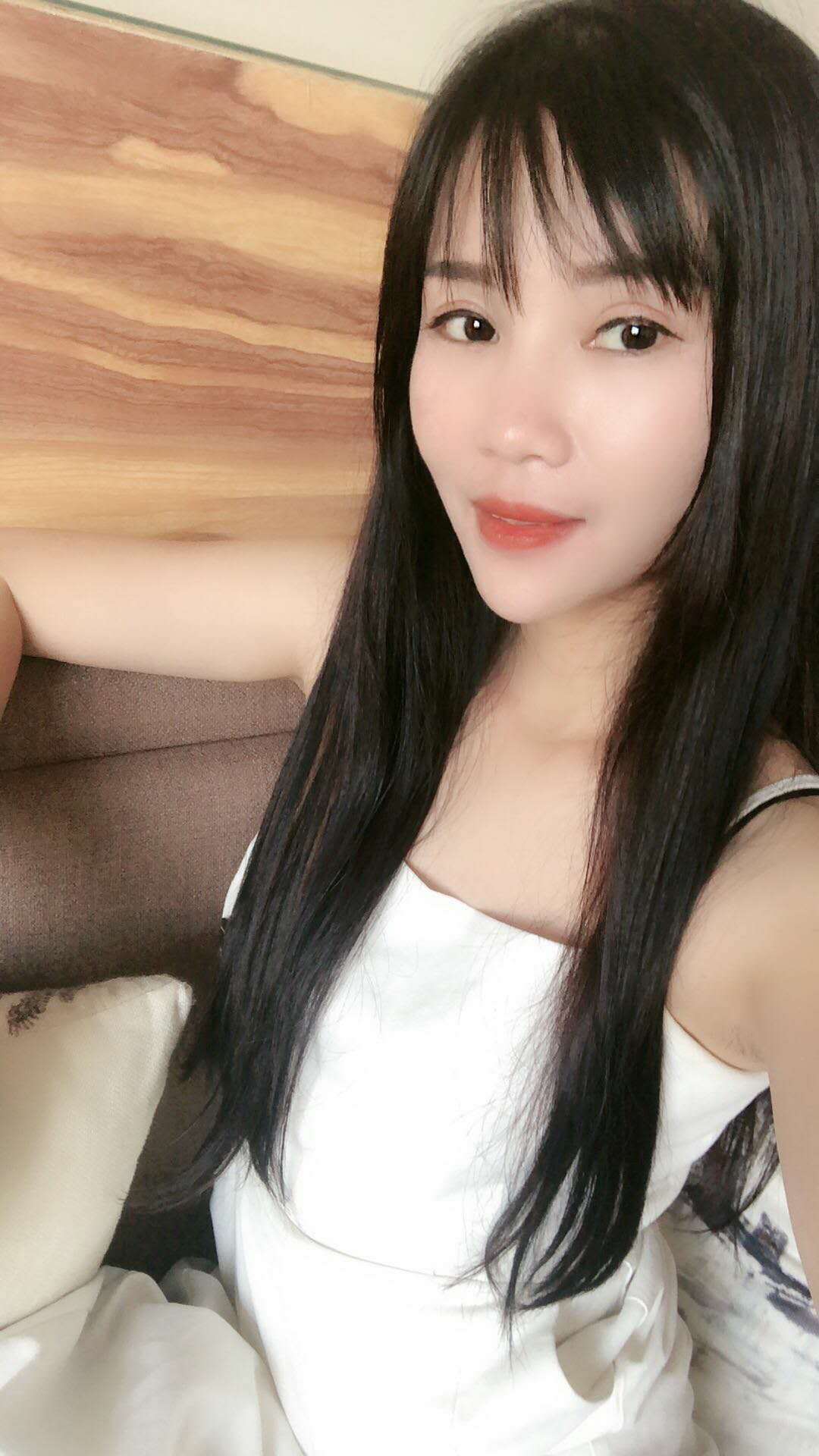 2020年9月19温柔小性感的布吉妙琳，小女人味道